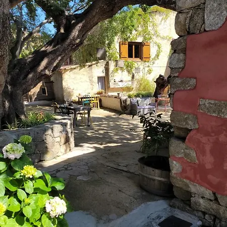 Hotell La Bergerie 3*