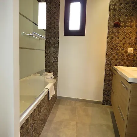 La Bergerie Hotell LʼÎle-Rousse