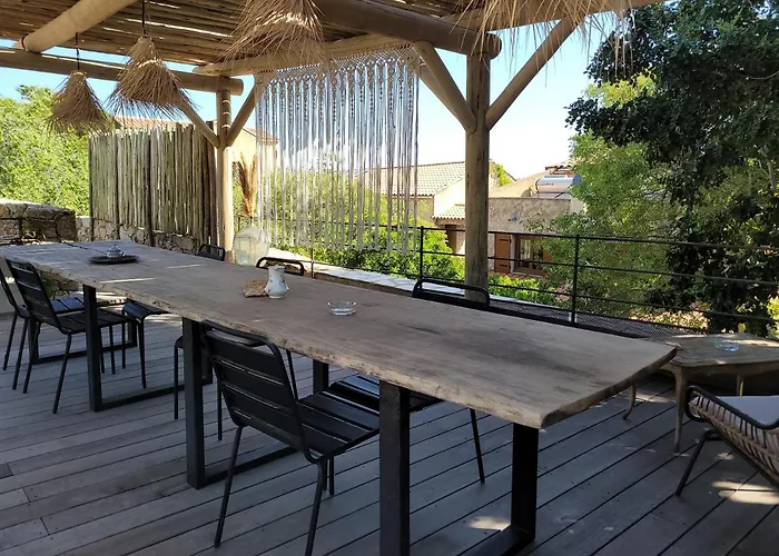 Hotel La Bergerie LʼÎle-Rousse