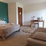 La Bergerie فندق