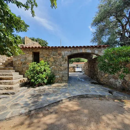 Hotell La Bergerie 3*