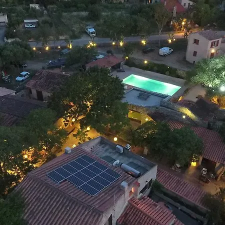 Hotell La Bergerie LʼÎle-Rousse