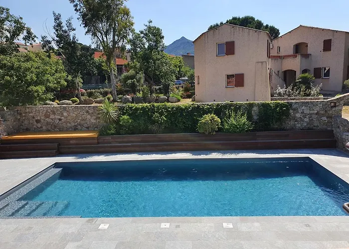 La Bergerie فندق